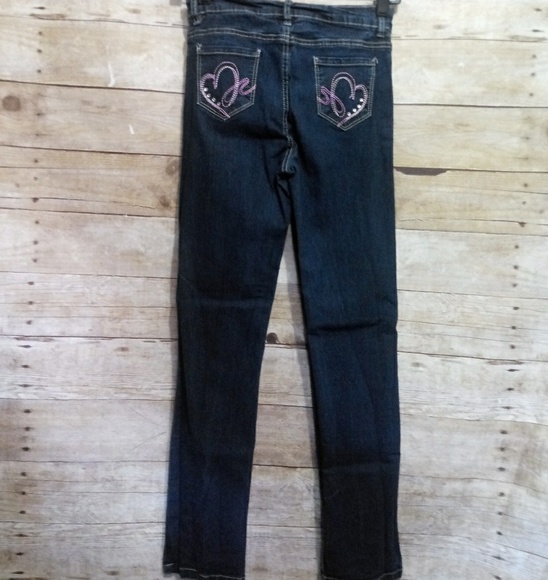 Love @ first sight blue jeans with embroidery - Picture 4 of 8